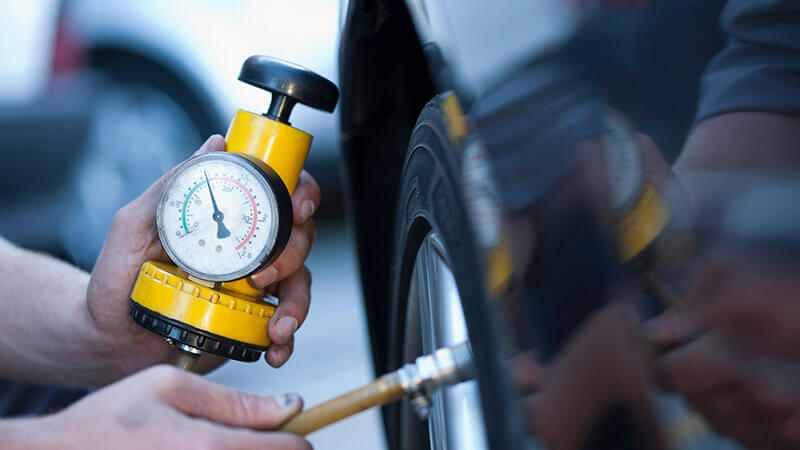 Jakie ciśnienie powinno być w oponach motocyklowych?